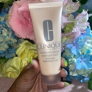 Clinique Moisture Surge overnight mask 2.5fl oz. Brand new never used 💗